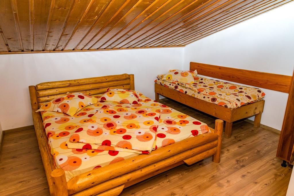 Cabana Groapa Seaca Petrosani Exterior photo