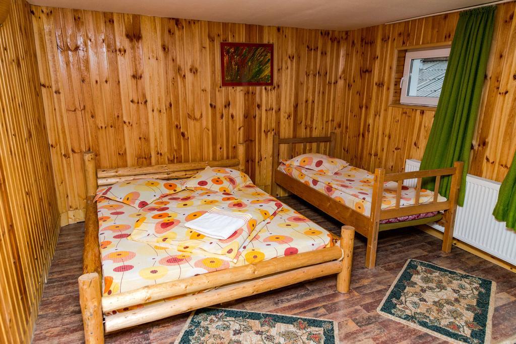 Cabana Groapa Seaca Petrosani Exterior photo